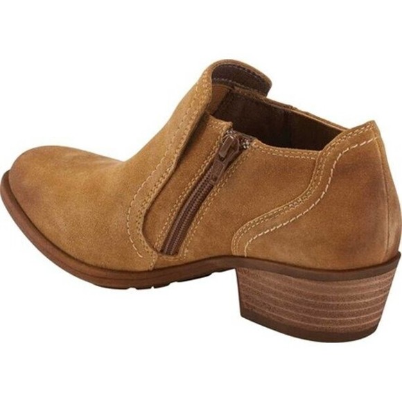 Earth Peak Peru Bone Brown Camel SUEDE Ankle Booties ZIP  Earth Womens Peak Peru Suede Ankle Bootie -- Bone Brown